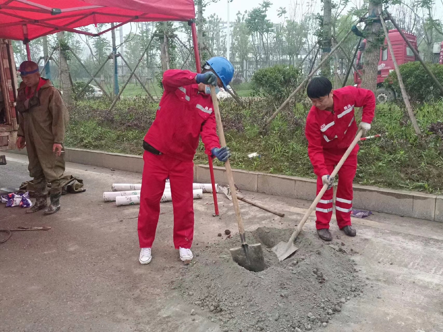龙里管道疏通哪家好】及时进行市政管道清淤