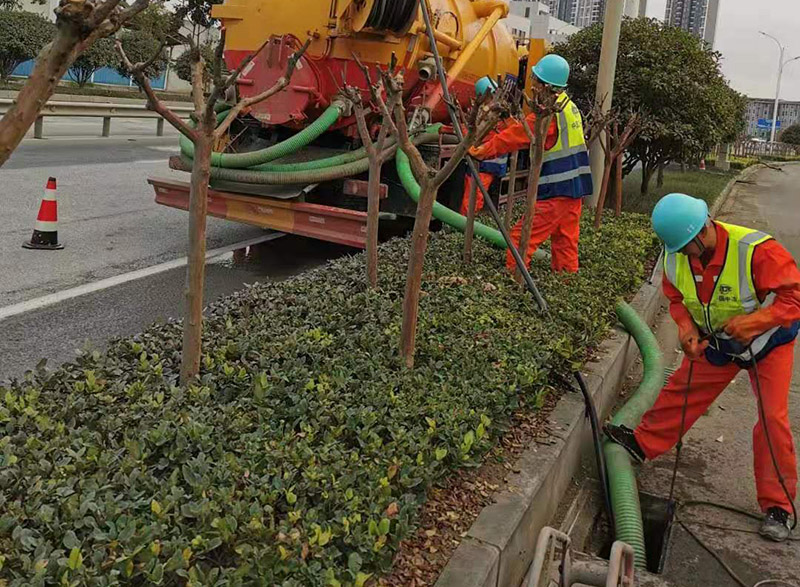 龙里市政管道清淤